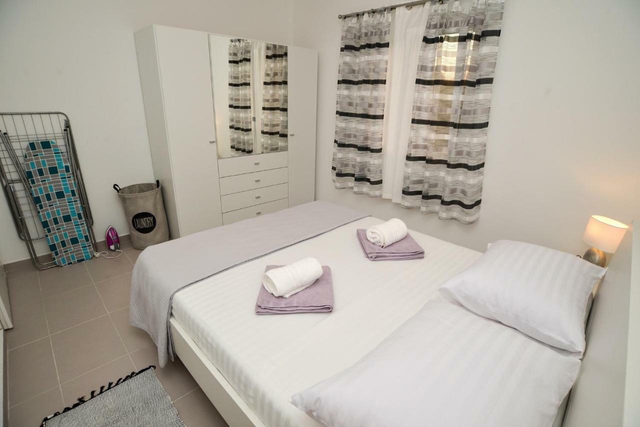 Luxury Apartments Boduja Sukosan Bagian luar foto
