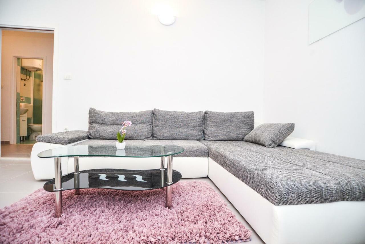 Luxury Apartments Boduja Sukosan Bagian luar foto